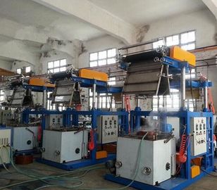 Κίνα Ταινία PVC φγμένη μηχανή εξώθησης ταινιών 0,025 - 0.07mm πάχος με το στυλοβάτη κάτω από τον ηλεκτρικό ανελκυστήρα προμηθευτής
